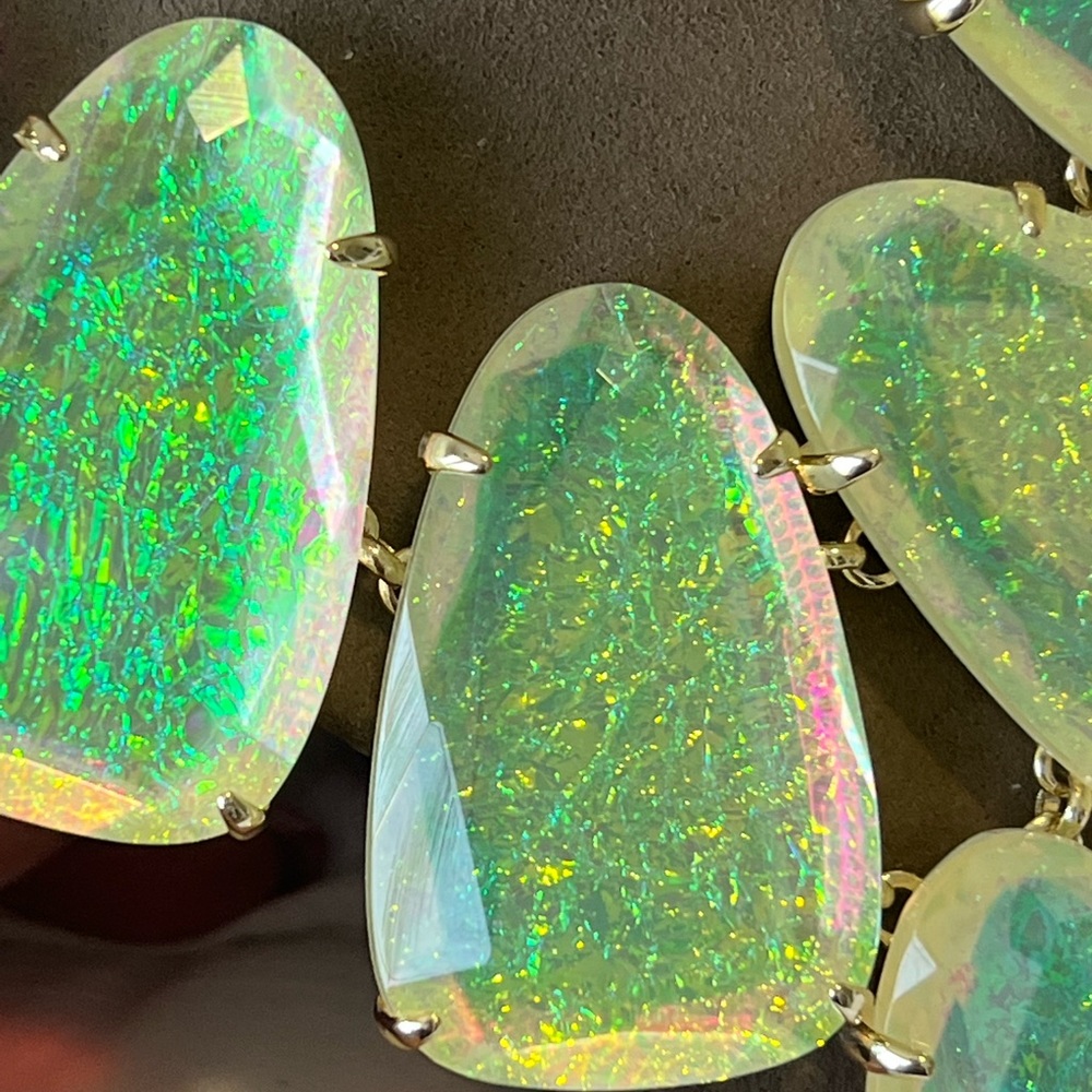 NWT Rare & Retired Kendra Scott Harlow Dichroic Foil Texas Limited Edition GORG! - Picture 7 of 14